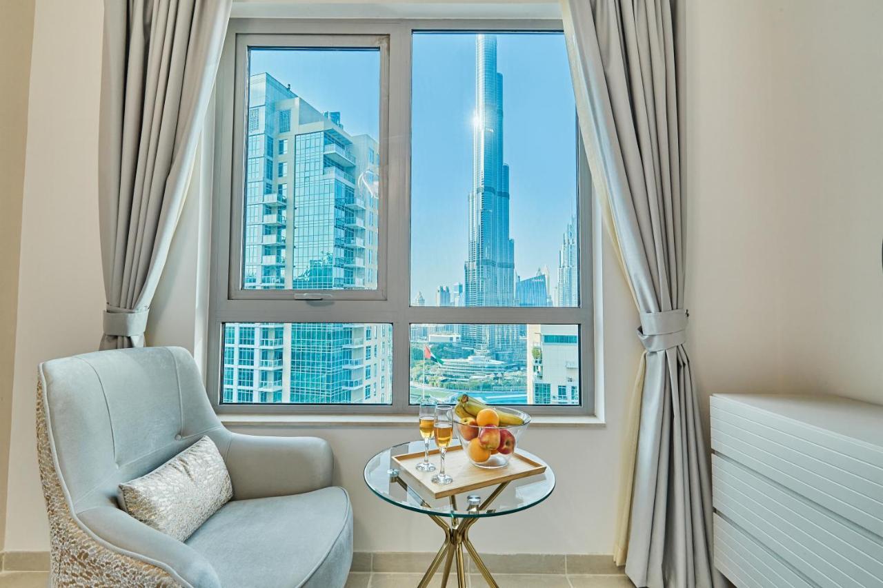 Burj Khalifa Front View & Fountain View Island Paradise 2Br Luxury Apartment Burj Residences Golden Homes Dubai Exterior foto